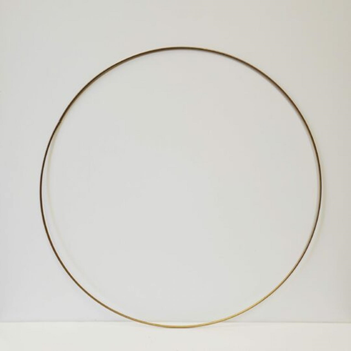 Picture of MDR Trading Inc. CM-FC038GD_Q01 Gold Color Metal Wreath Frame