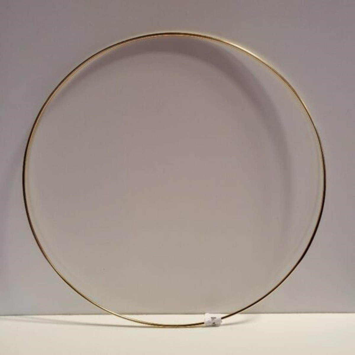 Picture of MDR Trading Inc. CM-AN003GD_Q01 16? Gold Color Metal Ring Wreath Frame