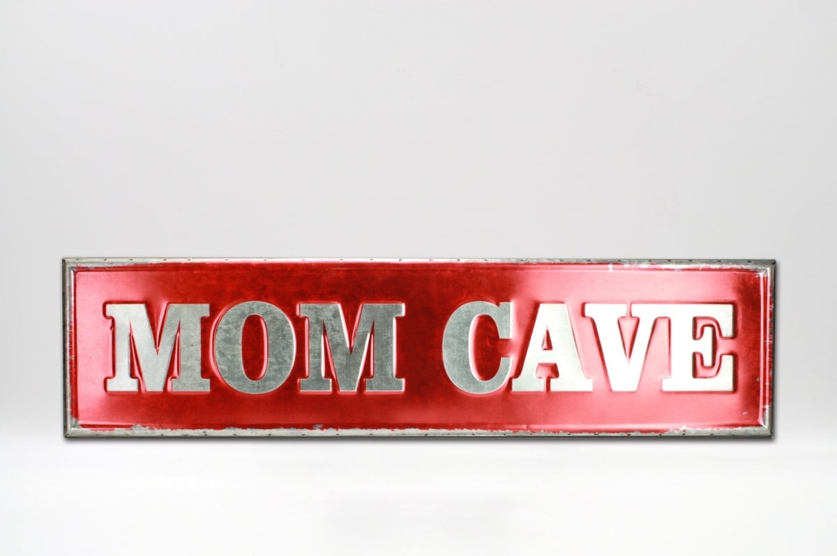 IV-W18-GT194 Mom Cave 3D Metal Wall Decor