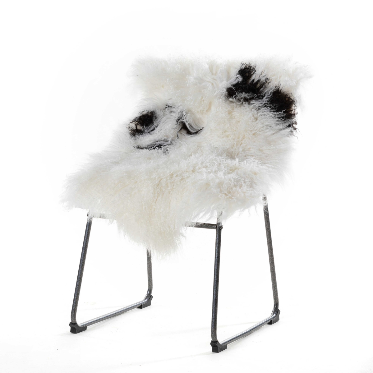 HU-MU2440YXM1 White And Black Mongolian Lamb Rug