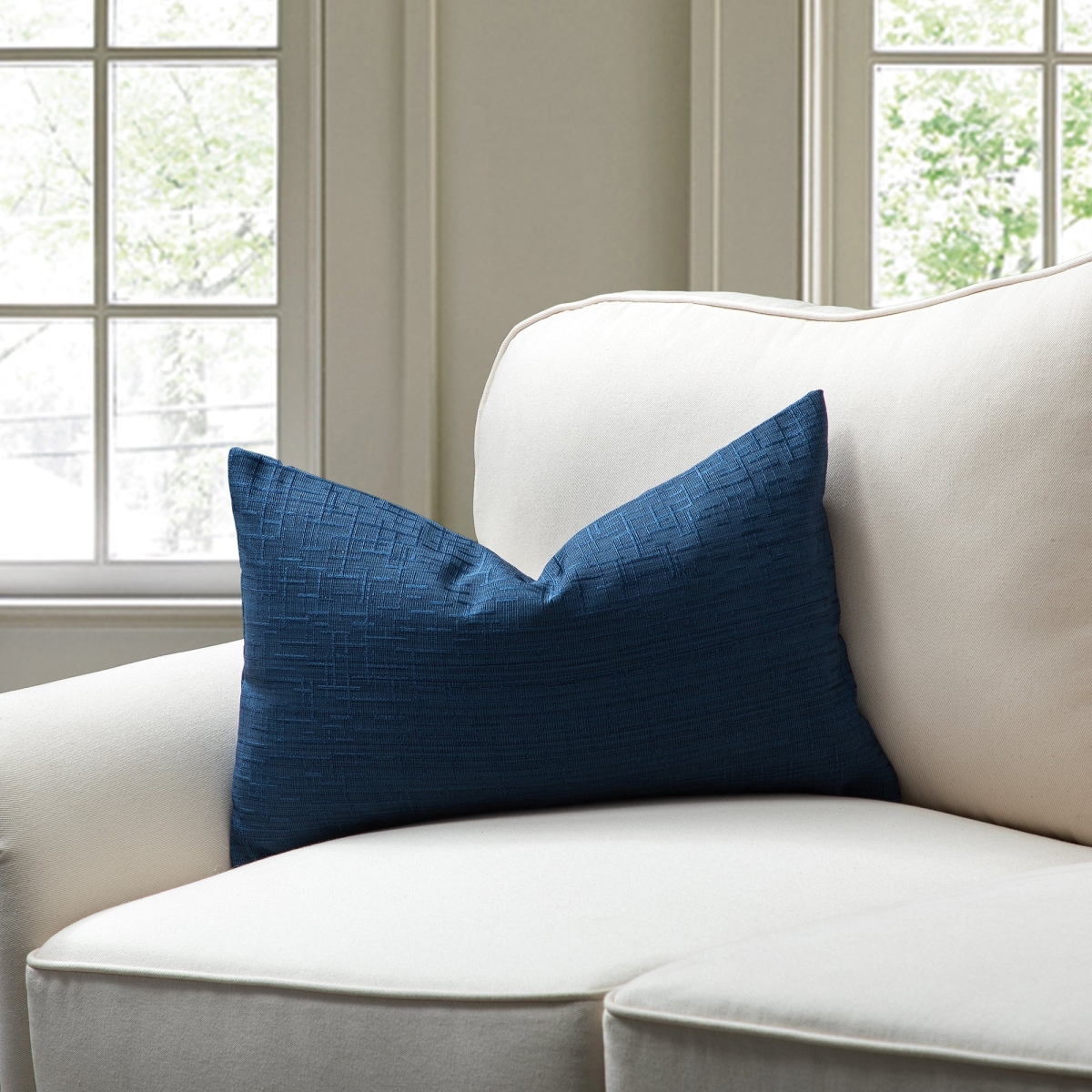 HU-SS1420JS21NVXX Navy Blue Lumbar Pillow Cover