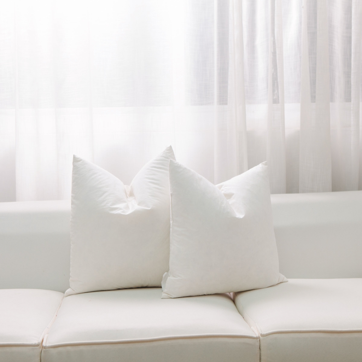 HU-FD22220001 22 X 22 Inches Feather Pillow Insert