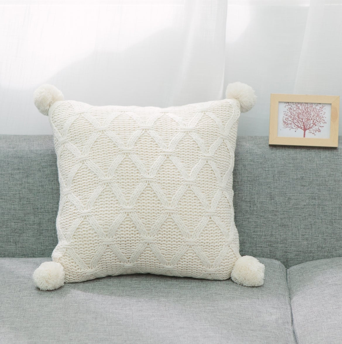 HU-PP1818ELIVOP Ivory Diamond Pattern Knit With Matching Pom Poms And Polyester Insert Pillow