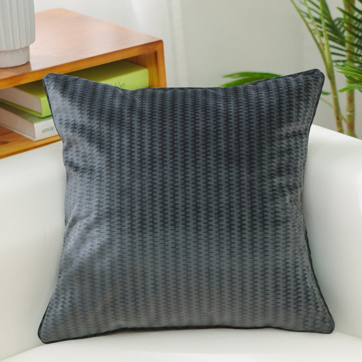 HU-VG2020KS16OP Dark Gray Velour With Polyester Insert Pillow