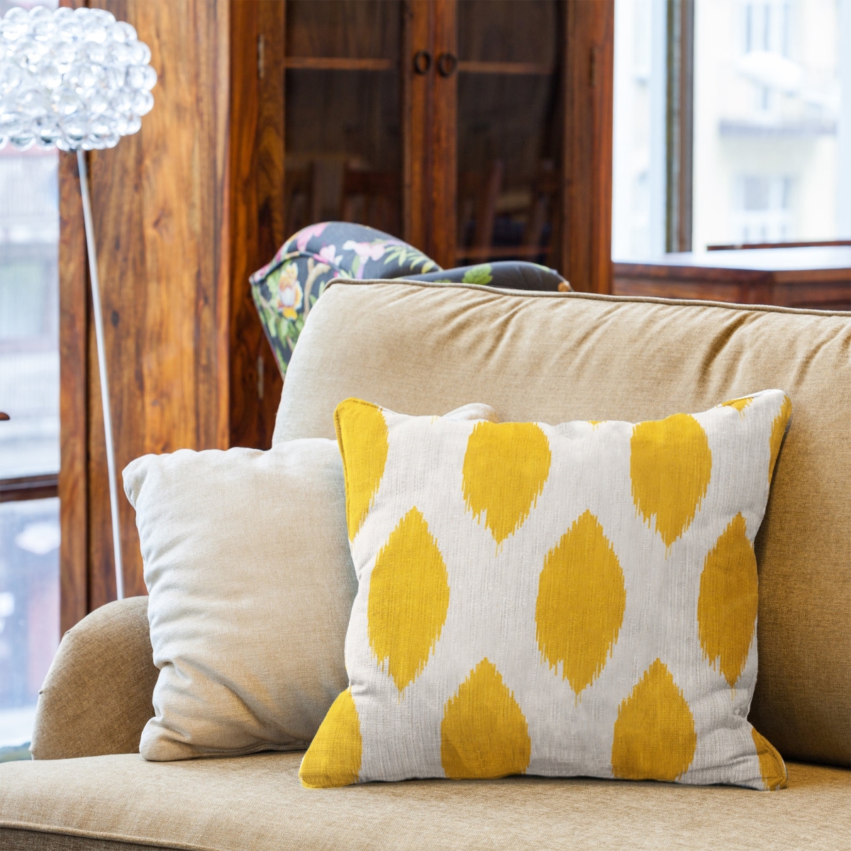 HU-ID2020ICYWOP Yellow And White Ikat Pattern With Polyester Insert Pillow