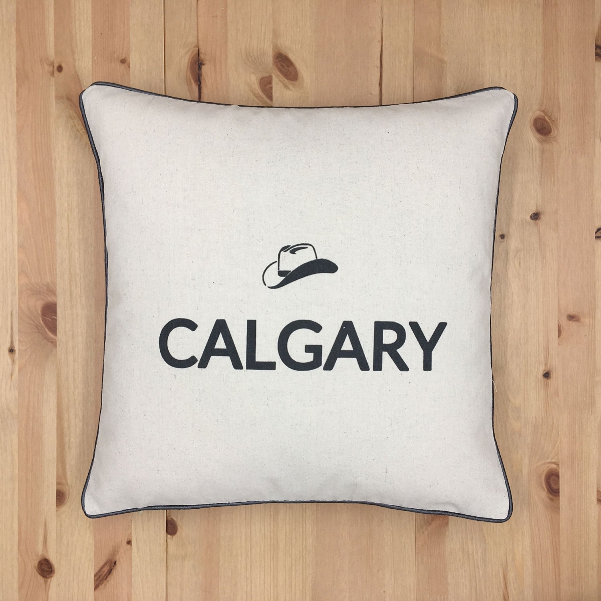 HU-OC1818CTCGOP Calgary With Polyester Insert Pillow