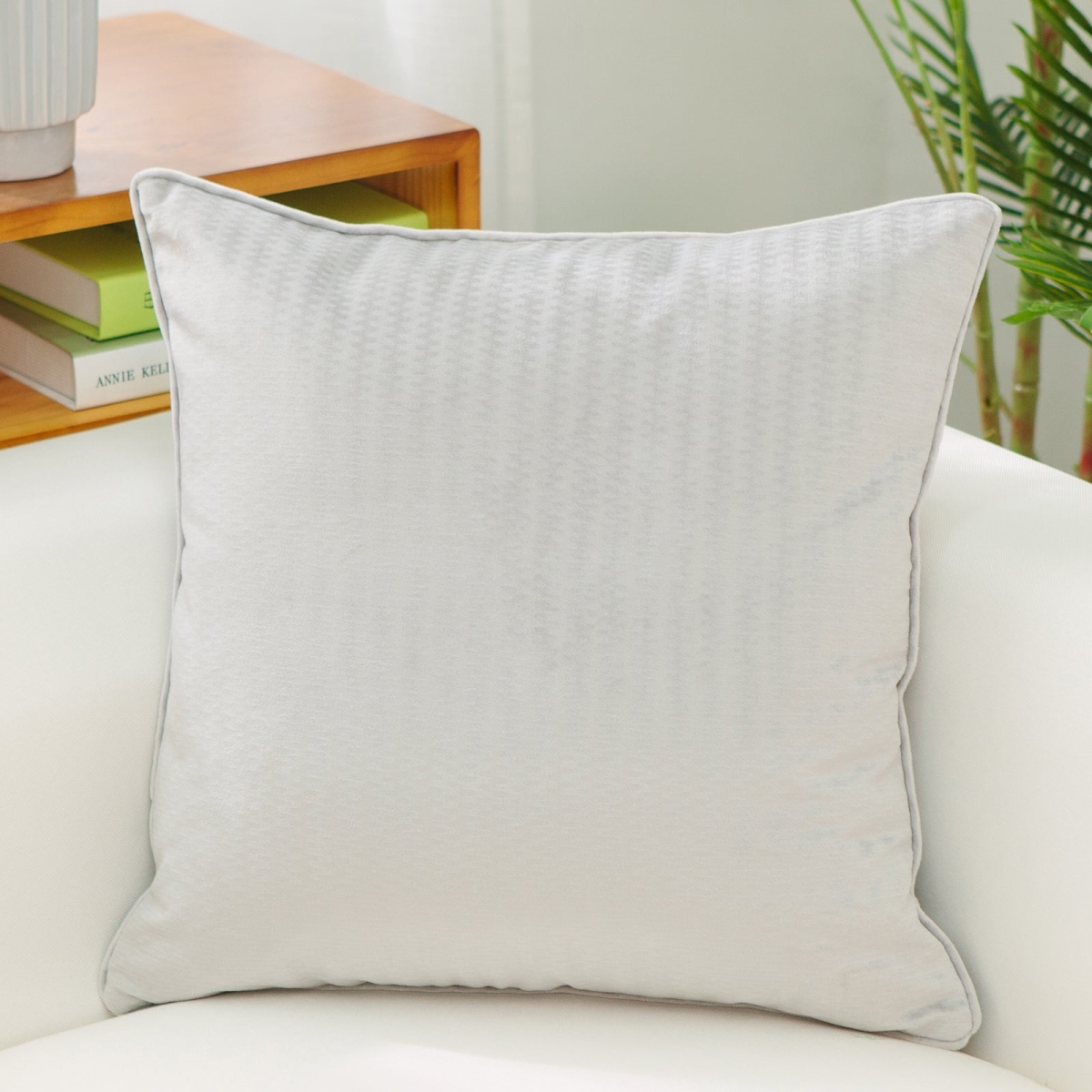 HU-VG2020KS10OP Sliver Velour With Polyester Insert Pillow