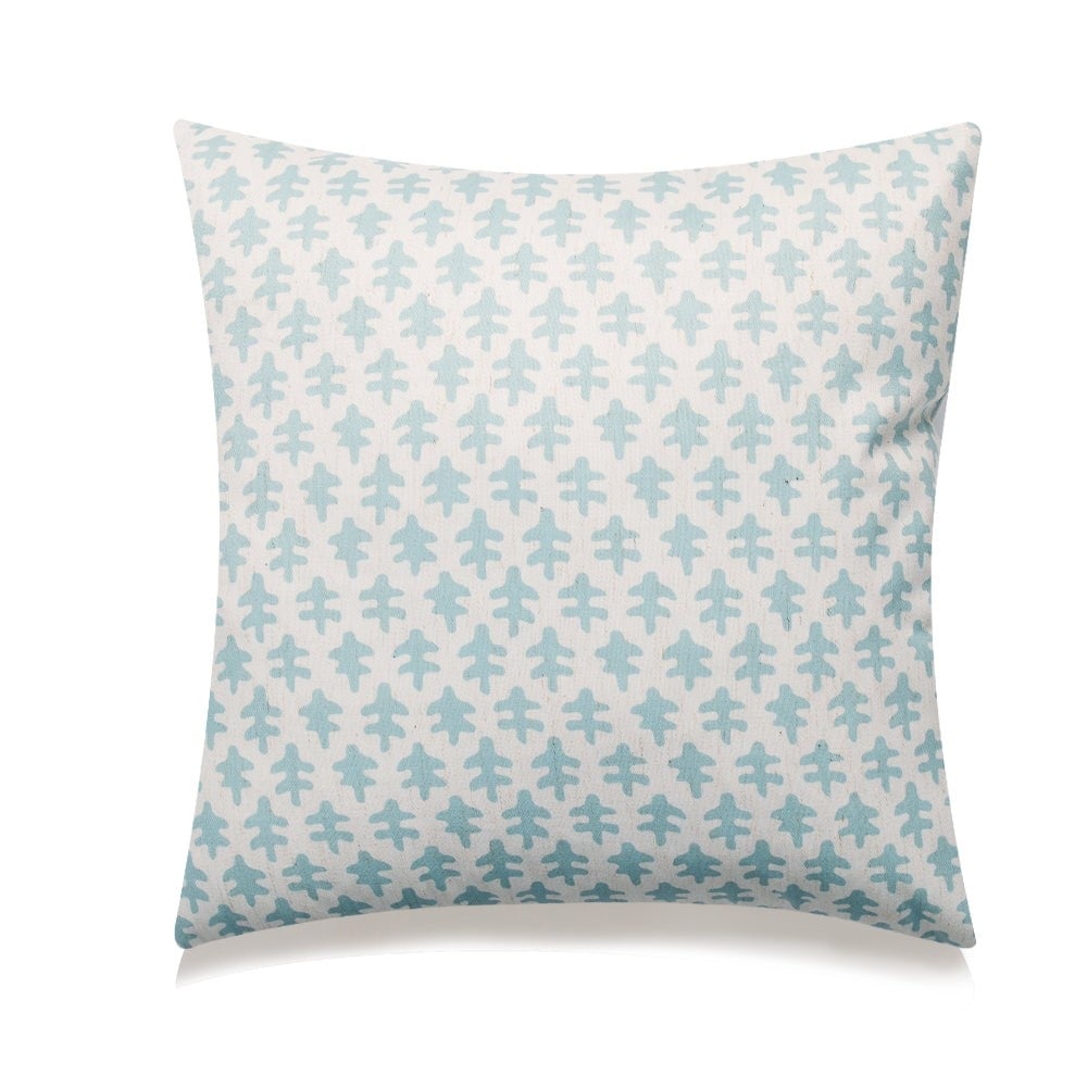 HU-MP2020ICOLBLOF Blue Oak Leaves On White With Featherdown Insert Pillow
