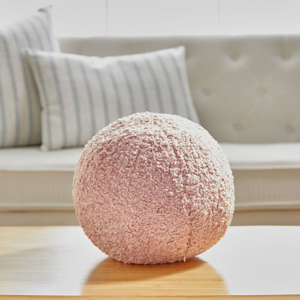 HU-CGBL12EGPKOP 12 Inch Pink Boucle Ball Shape With Polyester Insert Pillow