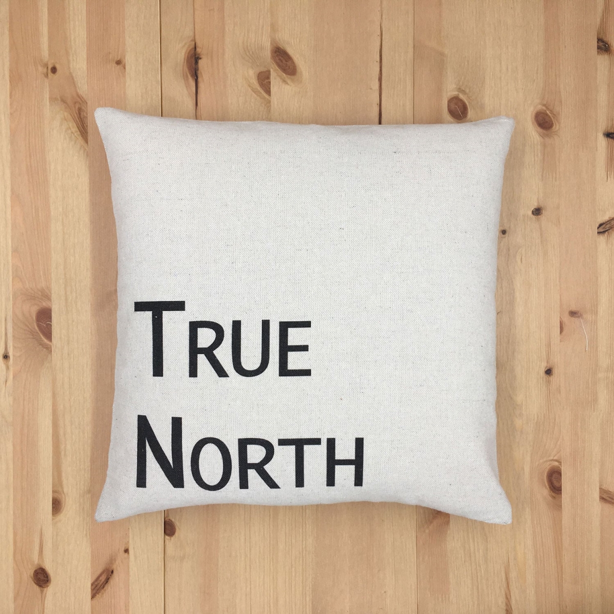 HU-OC1818IC08OP Black True North With Polyester Insert Pillow