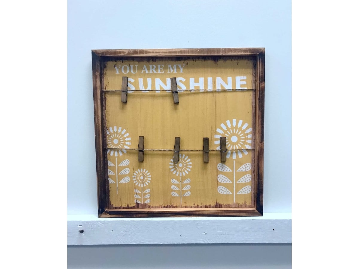 IV-S16-MC003 Sunshine Vintage Framed Wall Mounted Bulletin Board