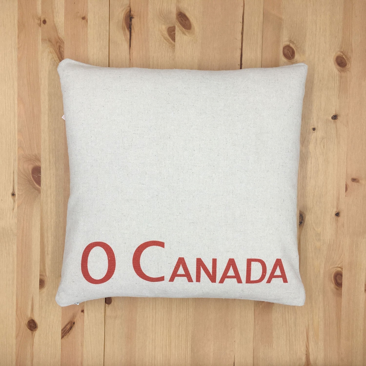 HU-OC1818IC01OP Red O Canada With Polyester Insert Pillow