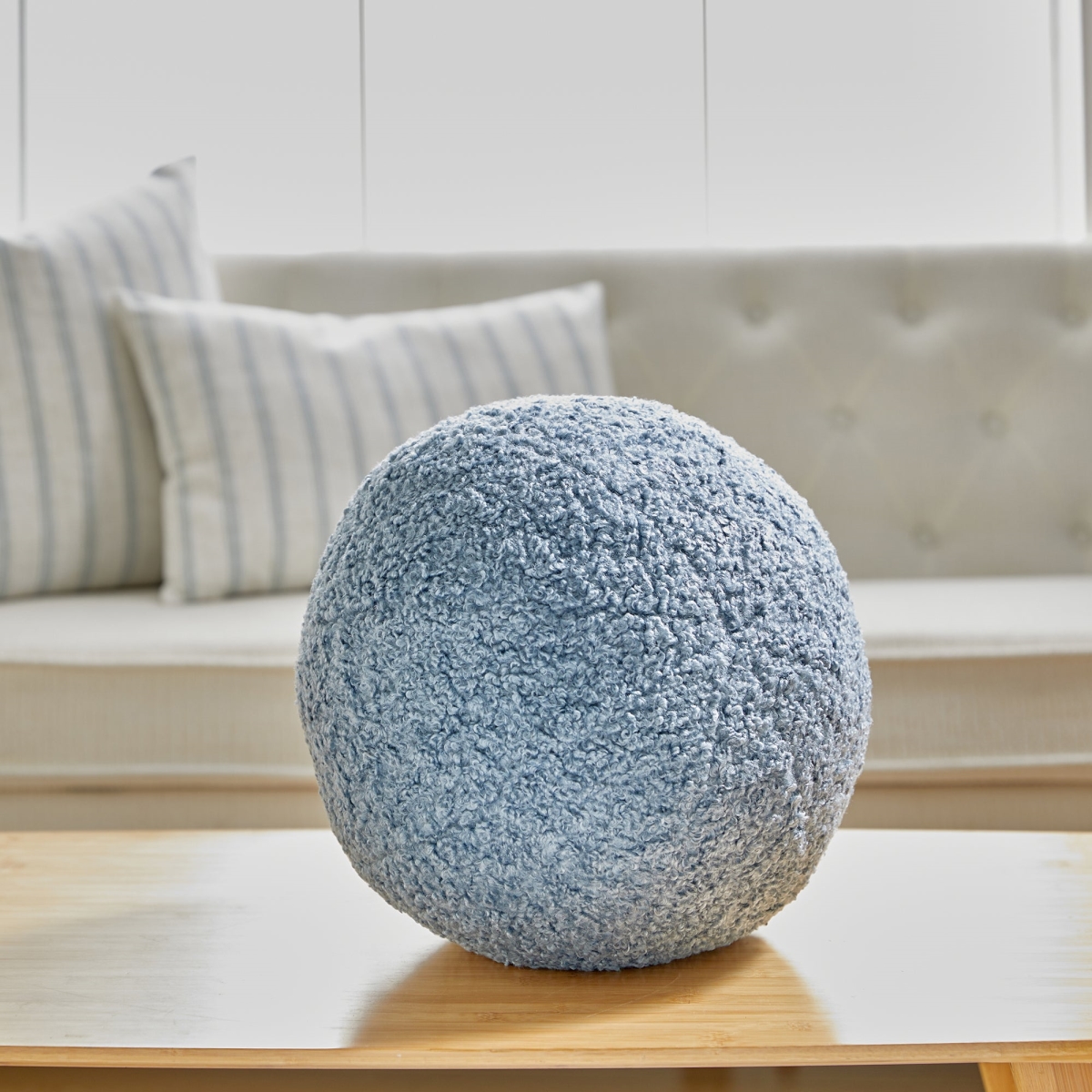 HU-CGBL14EGBLOP 14 Inch Blue Boucle Ball Shape With Polyester Insert Pillow
