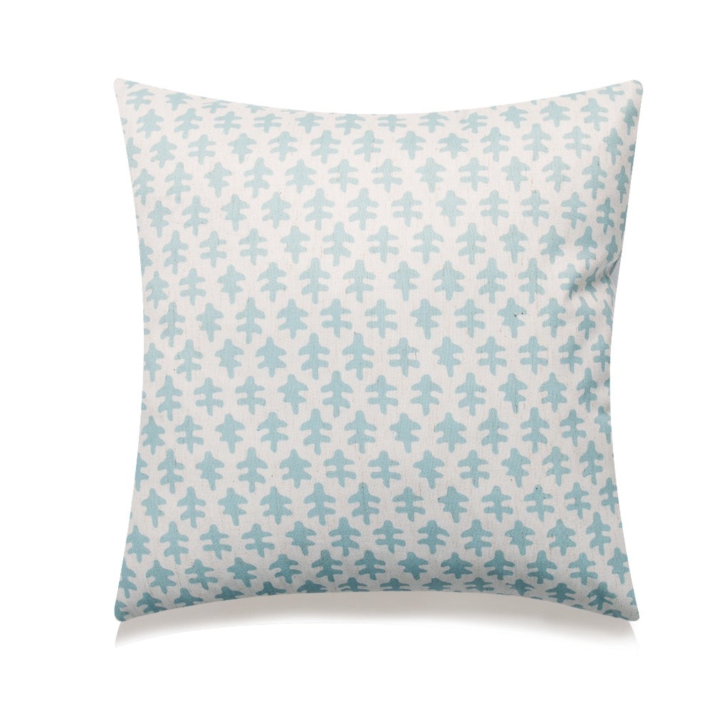 HU-MP2020ICOLBLXX Blue Oak Leaves On White Pillow Cover