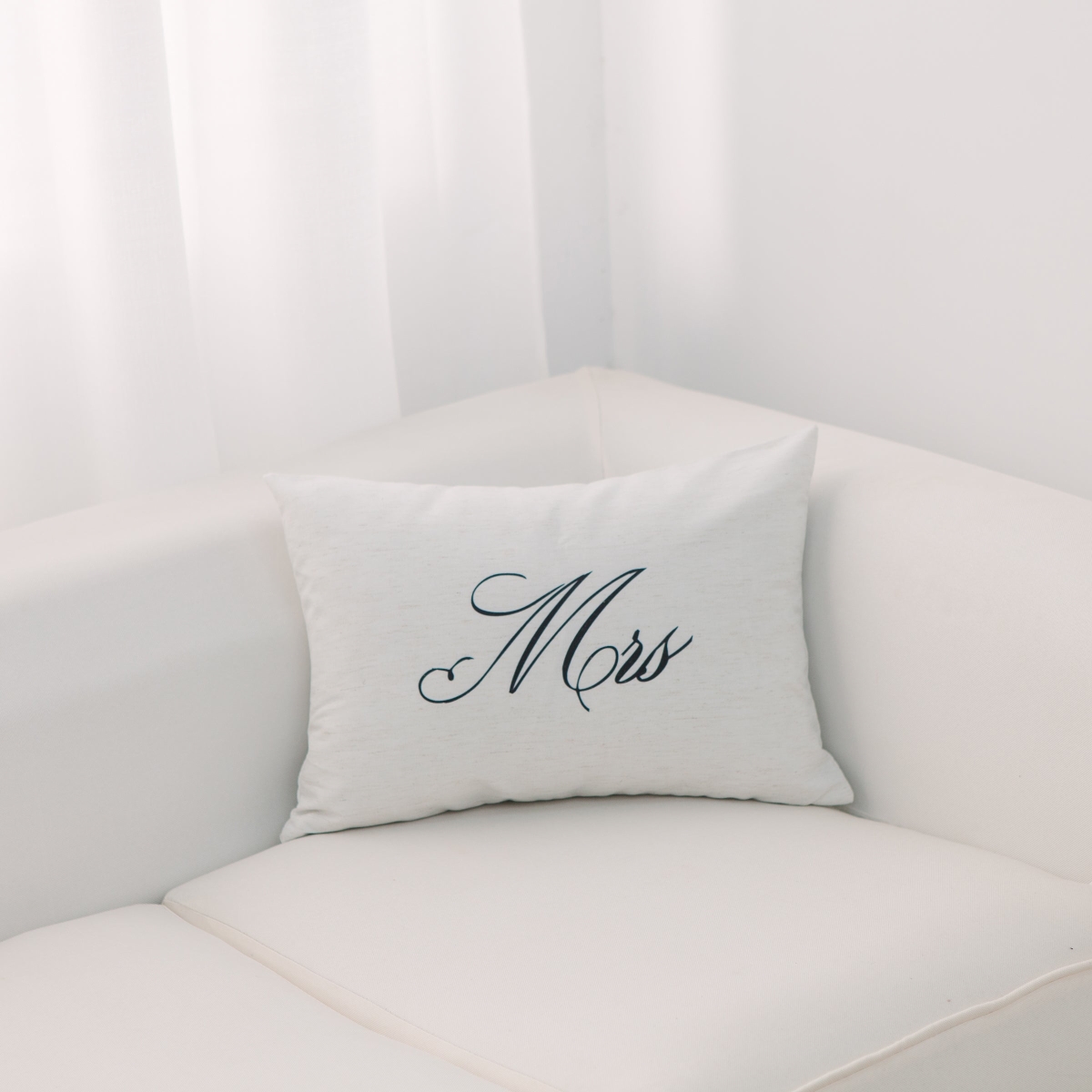 HU-YM1420ICMSOF Mrs 14X20 Inches With Feather Down Insert Pillow