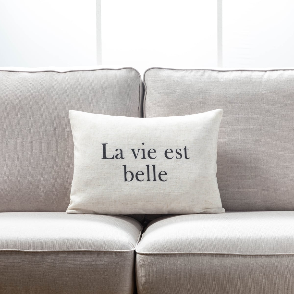 HU-LV1420JTLVBOP La Vie Est Belle Text On White With Polyester Insert Pillow