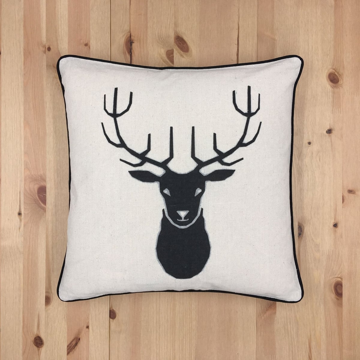 HU-SA1818TB01XX Reindeer Pillow Cover