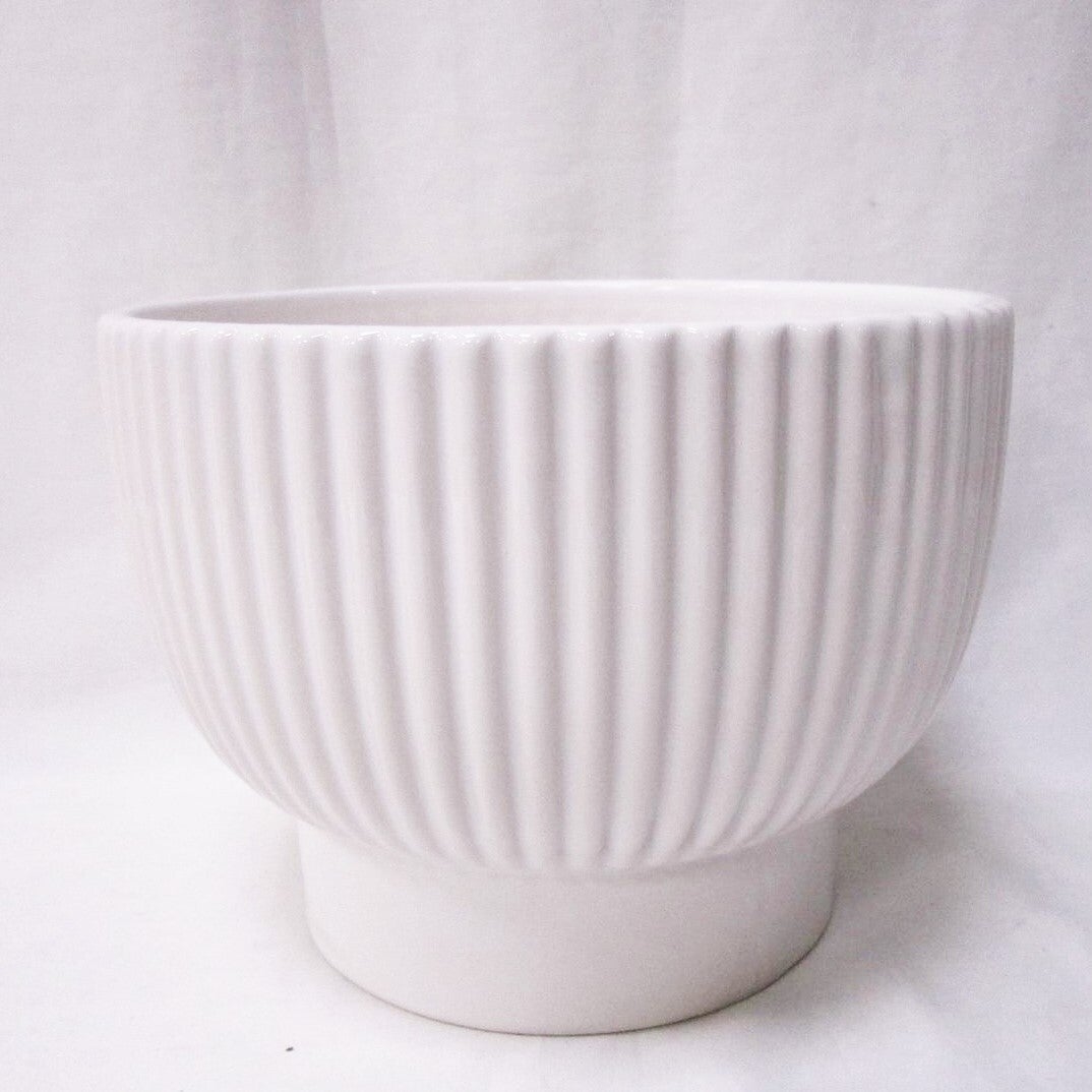 AI-CE16-300_Q01 Shiny White Ribbed Dolomite Planter