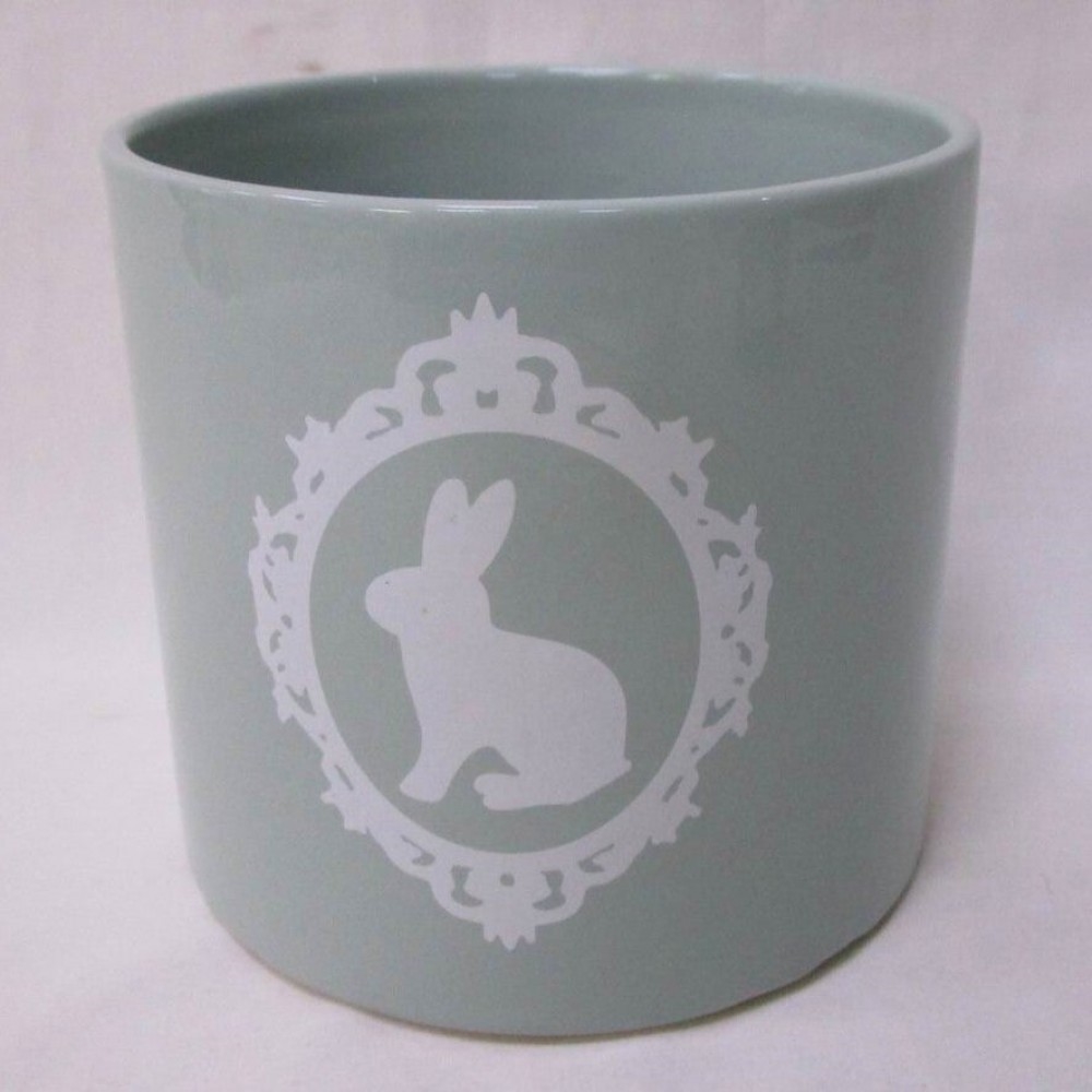 AI-CE00-509_Q01 White Bunny In A Frame On Robins Egg Blue Planter