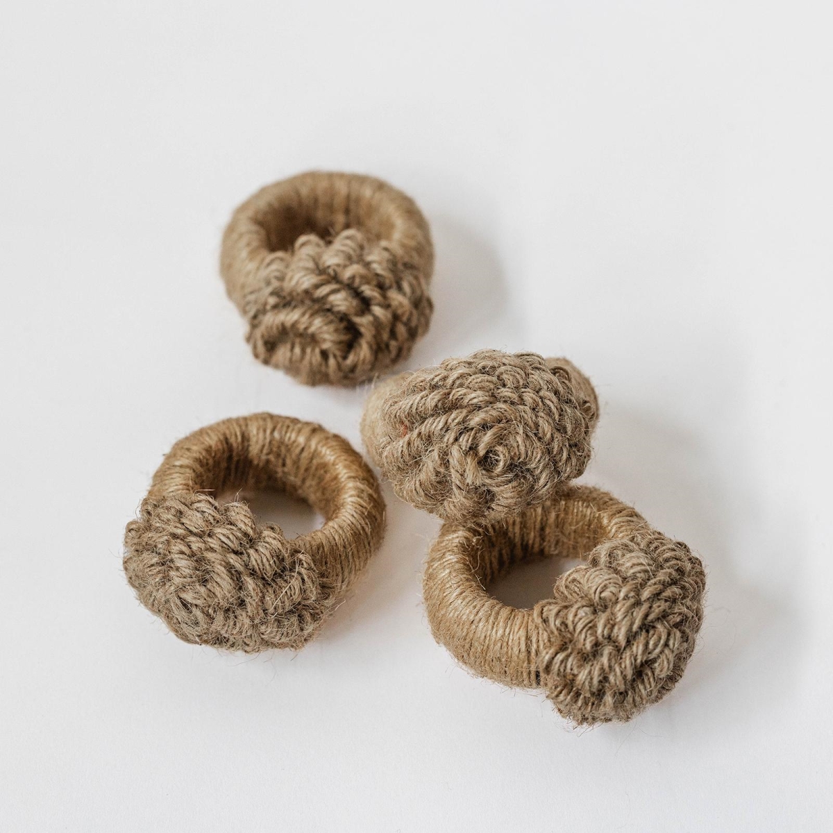 Picture of MDR Trading Inc. FP-IMT-238 Set Of 4 Jute With Flower Napkin Ring
