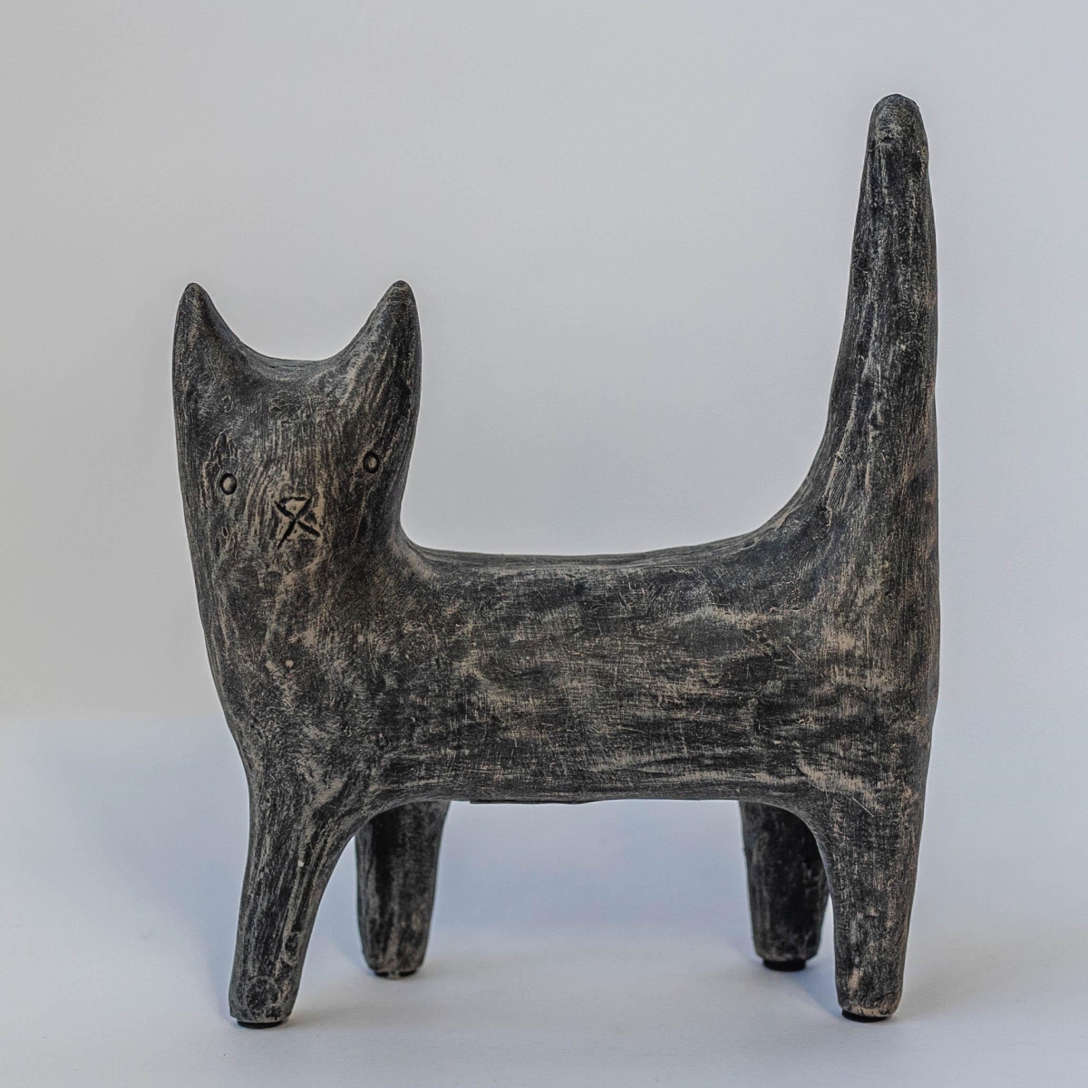 FP-CNP-360_Q01 Primitive Look Ceramic Cat Figurine