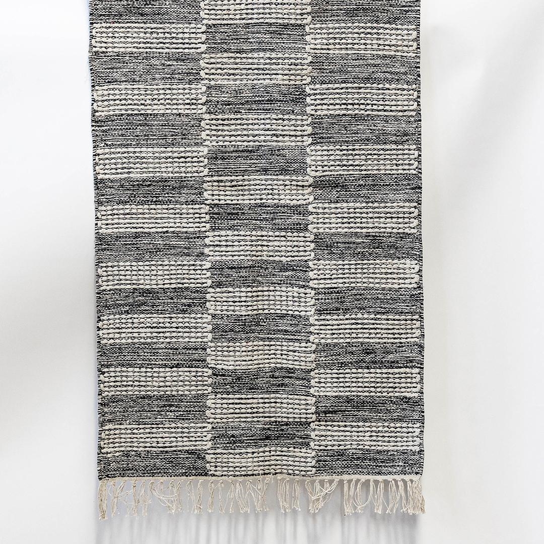 FP-IMT-260 Textured With Rectangles Designs And Fringes Rug