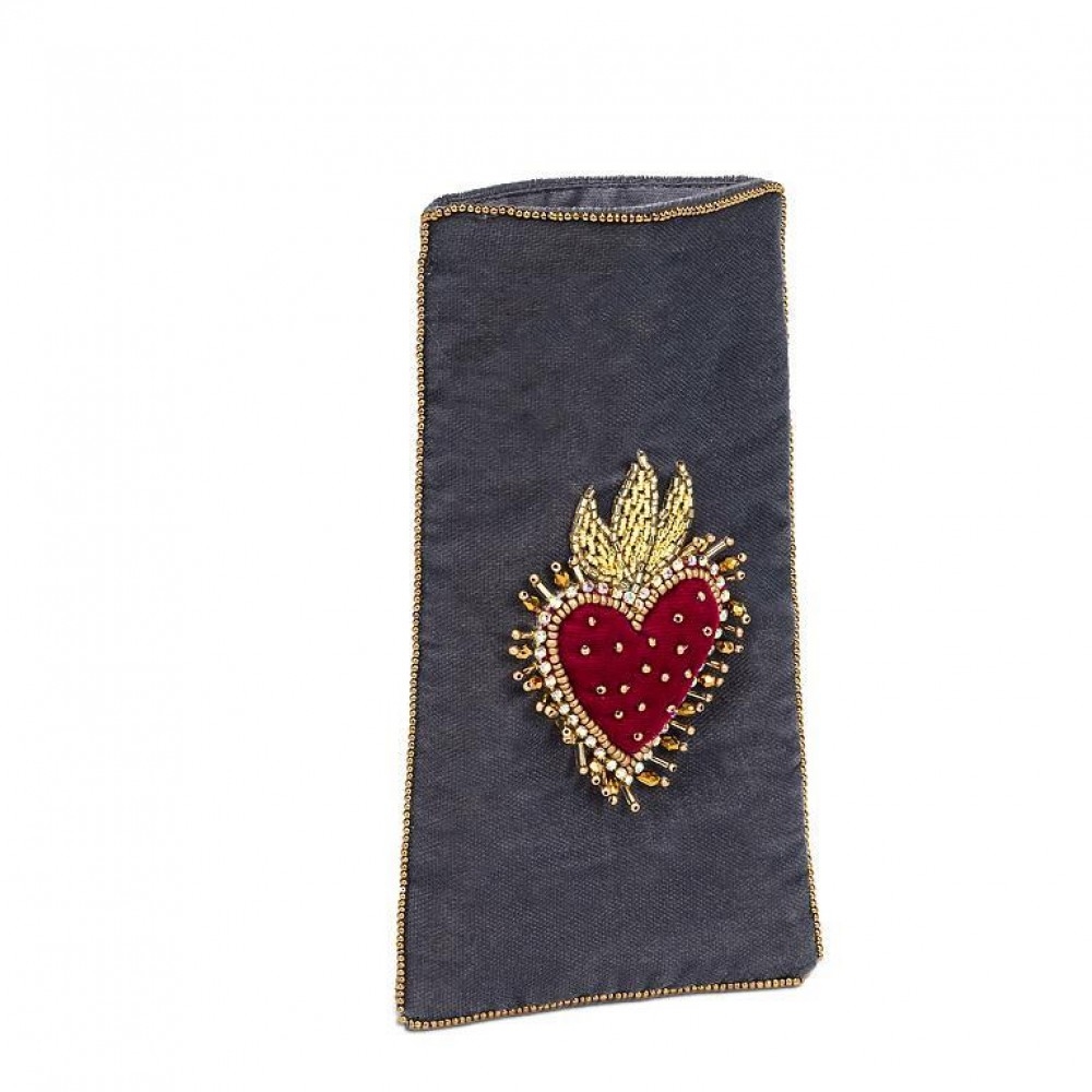 Picture of MDR Trading Inc. AB-90-ROYALE-03-HEART Velvet With 3D Heart Eye Glass Pouch