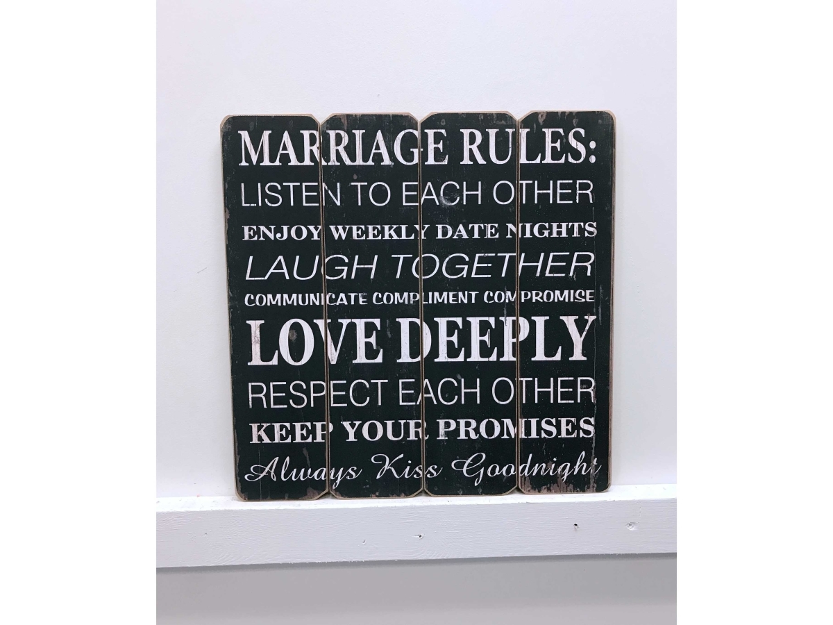 IV-W14-G134 Marriage Rules Wooden Sign Wall Decor