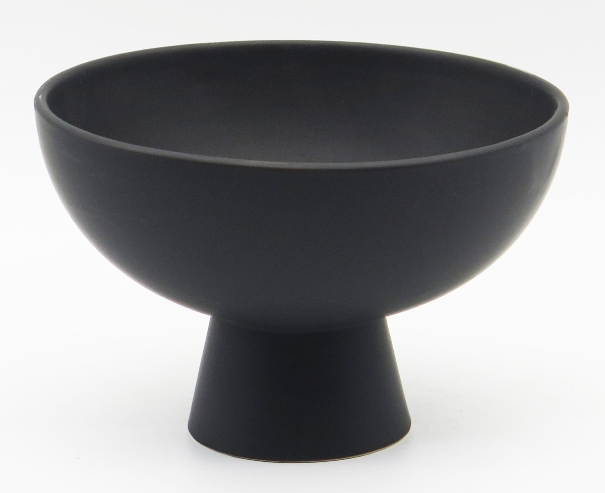 Picture of MDR Trading Inc. AI-CE945-156_Q01 Black With Pedestal Base Bowl