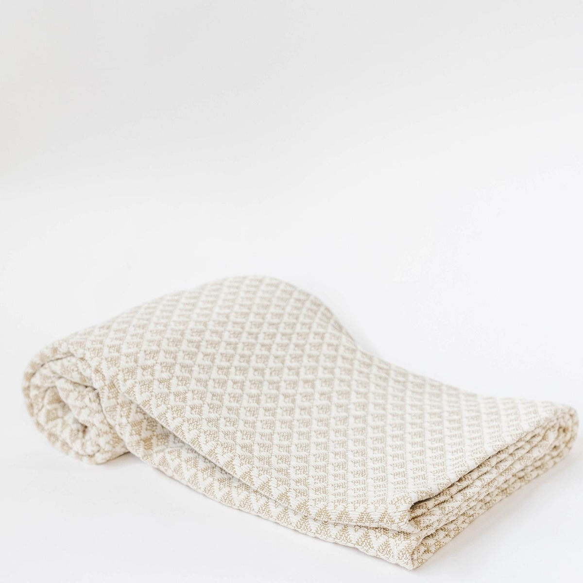 FP-IMT-046-Th_Q01 Woven Cream And Mustard Yellow Cotton Throw