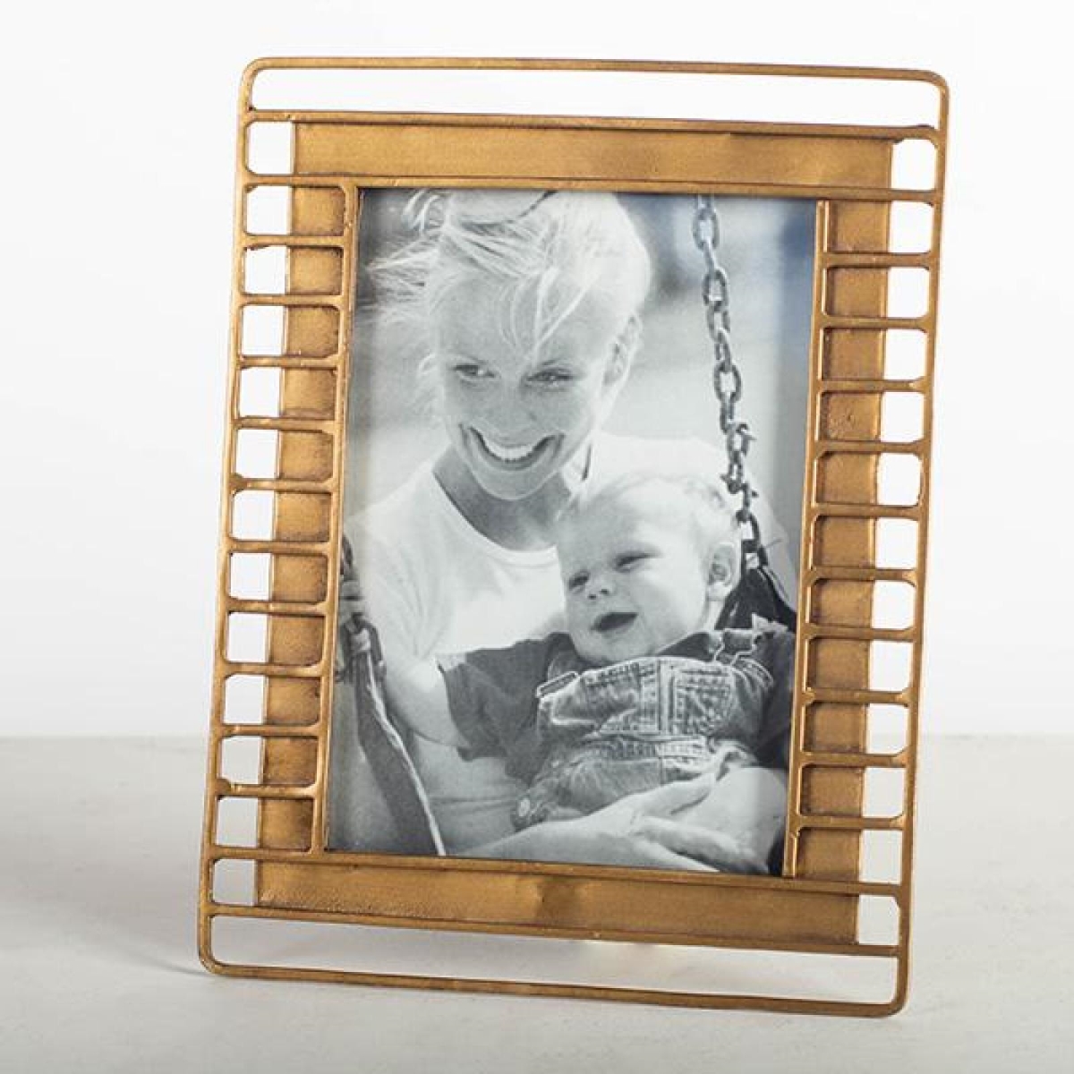 FP-WEN-075_Q01 Dark Gold Metal Photo Frame