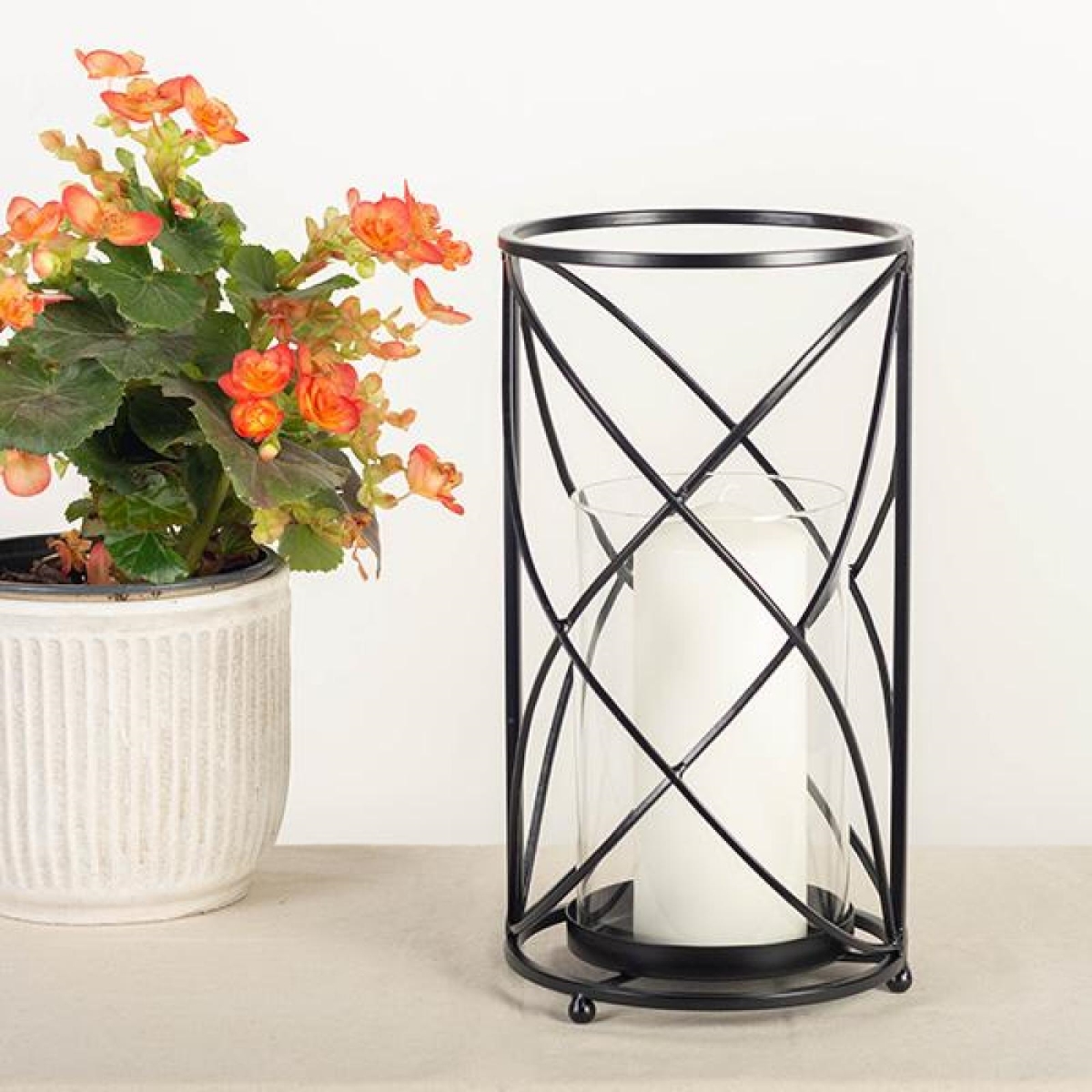 FP-LCD-14396-05_Q01 Black Metal Table Top Candle Holder