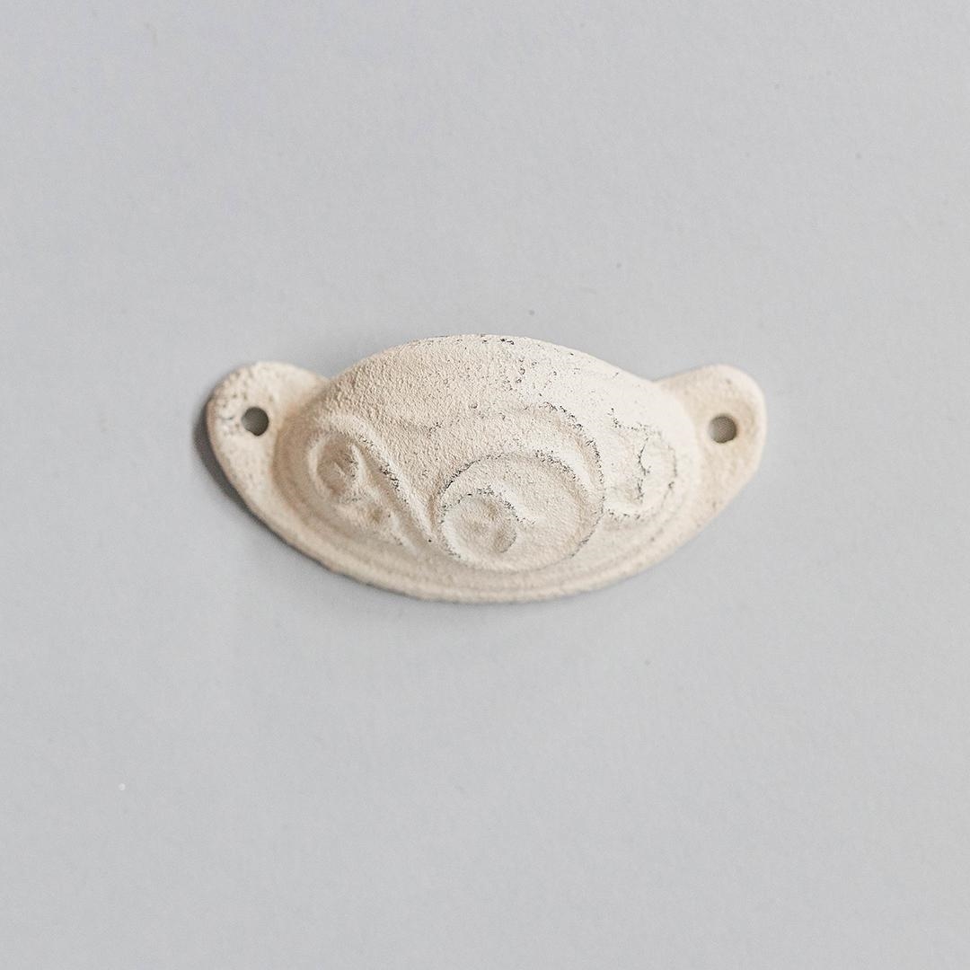 FP-KIN-017_Q01 White Cast Iron Furniture Handle