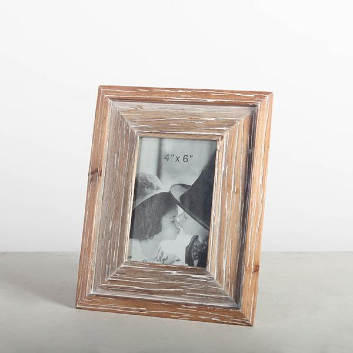 FP-WEN-084-S_Q01 Washed White On Brown Photo Frame