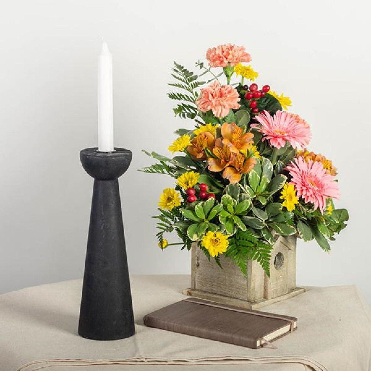 FP-WEN-16950-01_Q01 Black Wooden Cup Shape Top Candle Holder