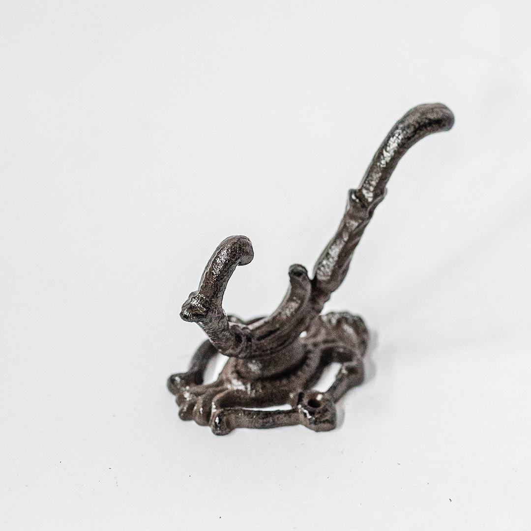 FP-KIN-003_Q01 Cast Iron Double Hook