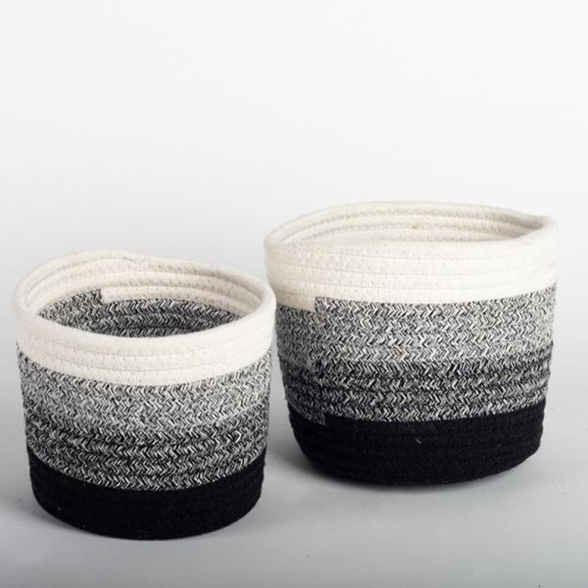 FP-MAC-126 Set Of 2 Round Jute Baskets
