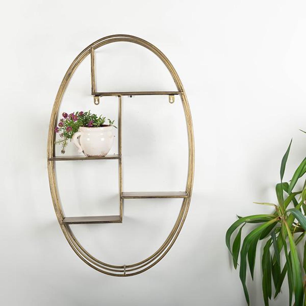 FP-LCD-366_Q01 Oval Gold With Black Accents Metal Wall Shelf