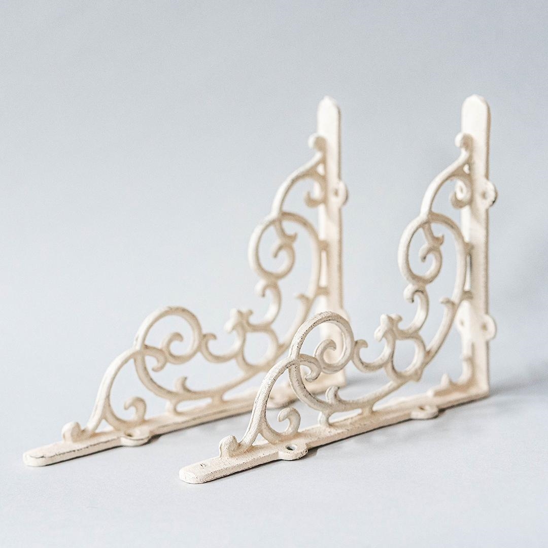 FP-KIN-077-C Set Of 2 Antique Cream Scroll Work Cast Iron Shelf Bracket