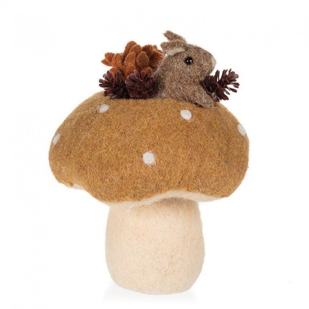 AB-27-PEEKABOO-017_Q01 Mouse In A Mushroom Figurine