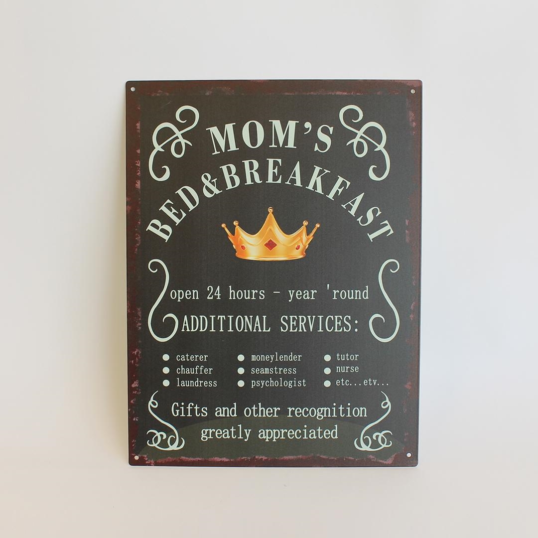 FP-MIN-530 MomS Bed & Breakfast With Text Sign
