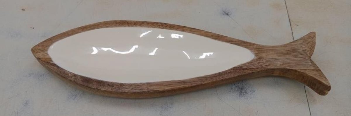 FP-ULCR-011 Washed White Wooden Fish Shaped Tray