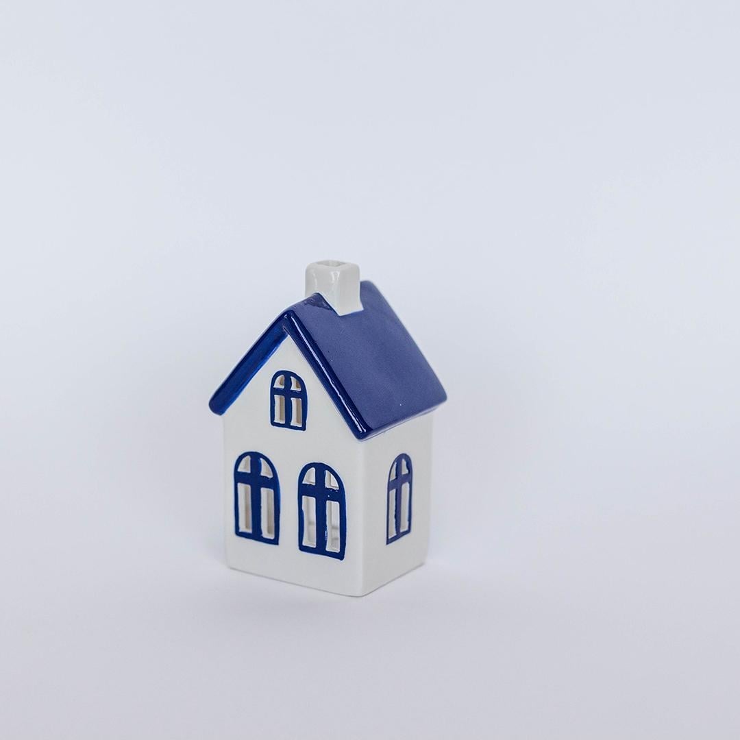 FP-ZEL4147 White With Blue Accents House Shaped Tealight Candle Holder