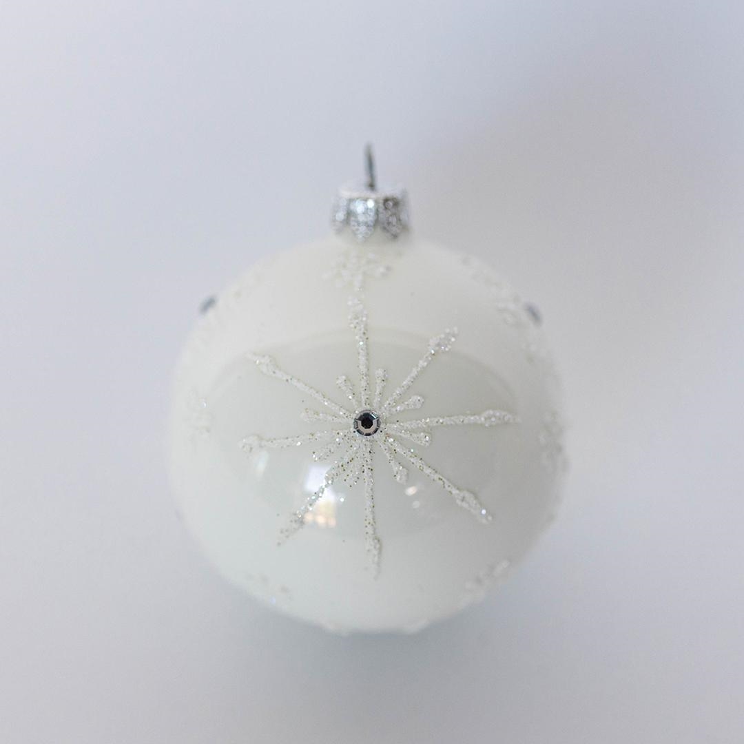 FP-RBL-010-W Allover Snowflake Patterns Ball Ornament