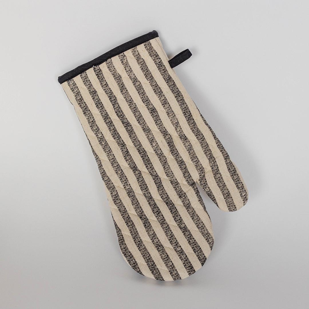 FP-IMT-282-M Striped Black And White Oven Mitt