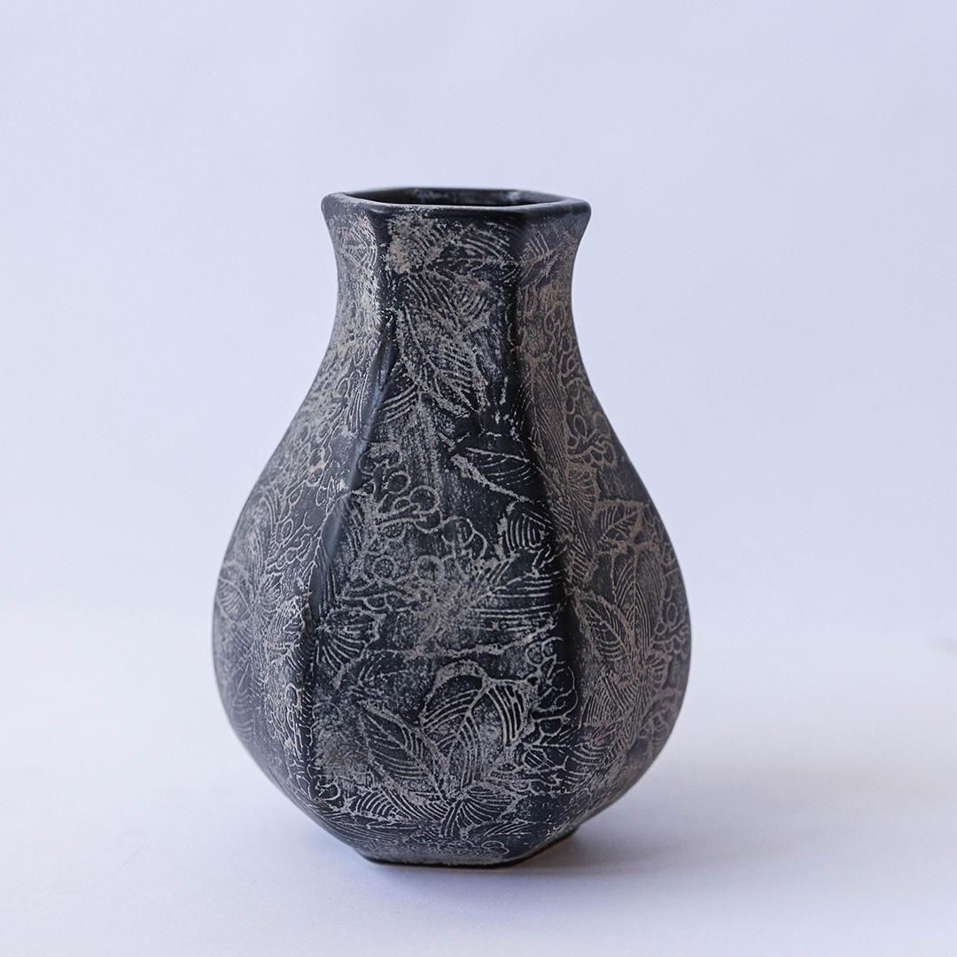 FP-ECX-190 Soft Floral Etched Pattern Vase
