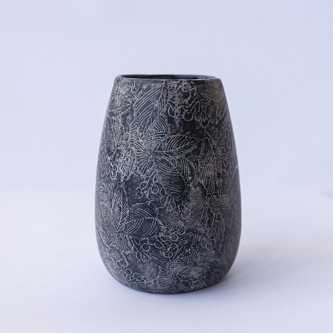 FP-ECX-191 Soft Floral Etched Pattern Vase