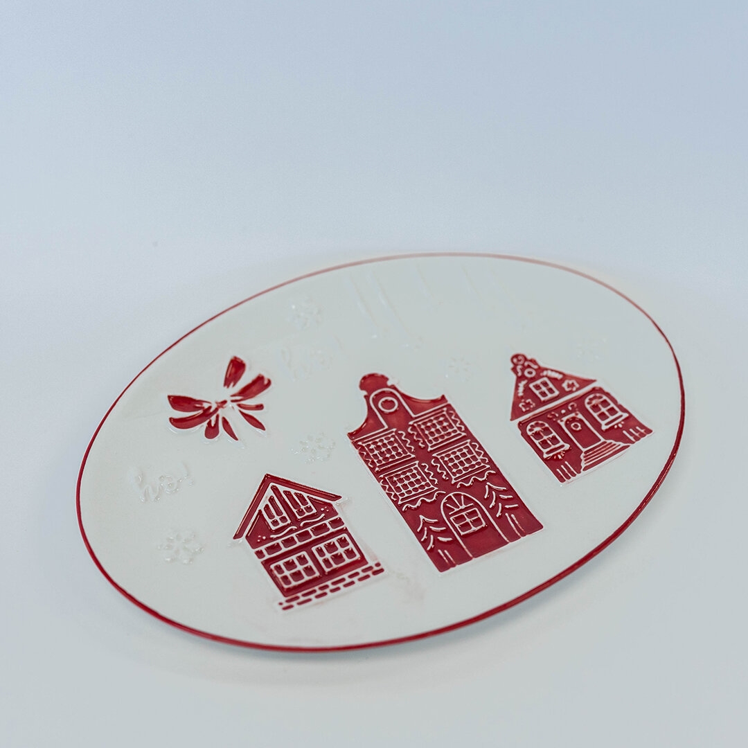 FP-UHU130 Gingerbread Houses Oval Plate