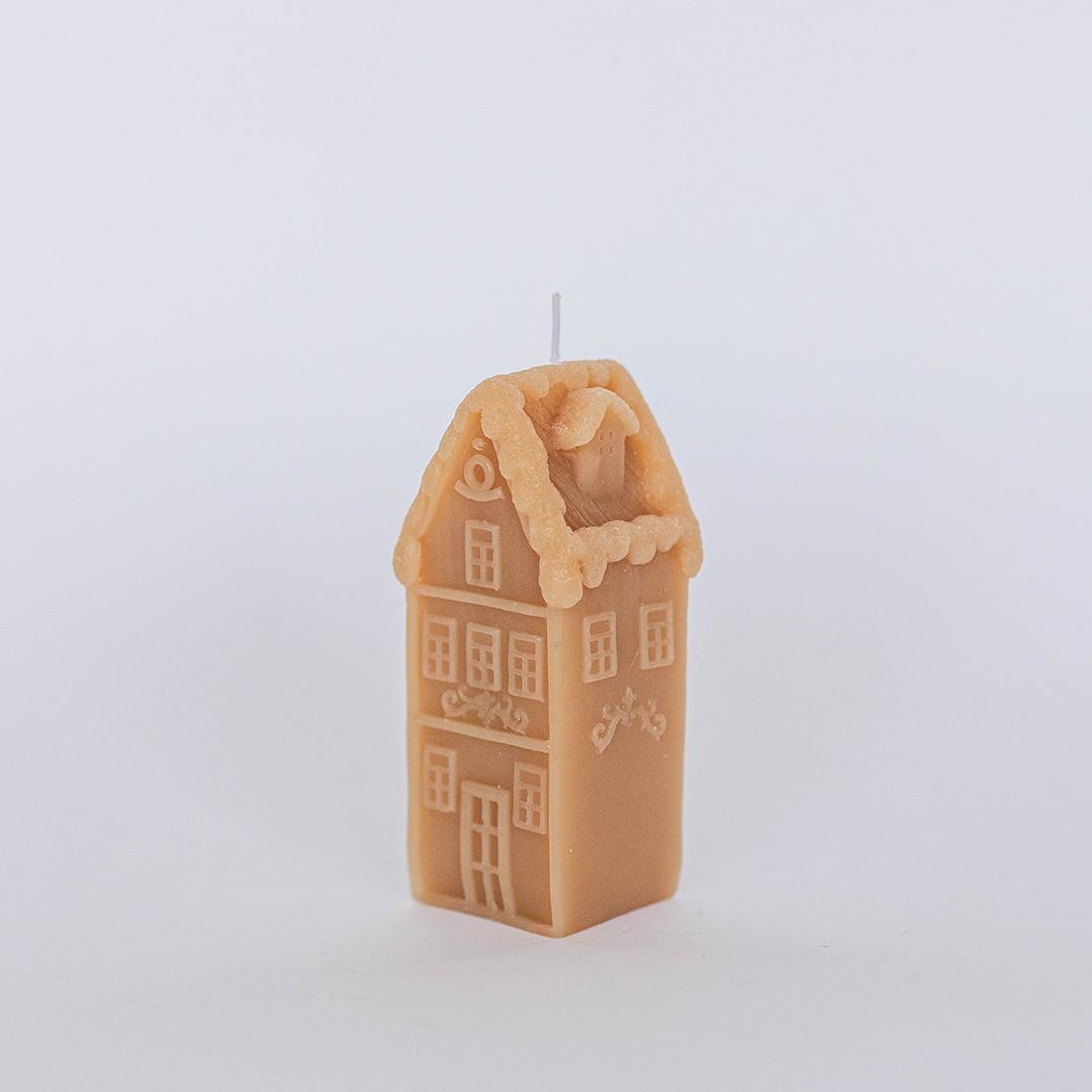 FP-DOU2406 Gingerbread Look Townhouse Shaped Candle