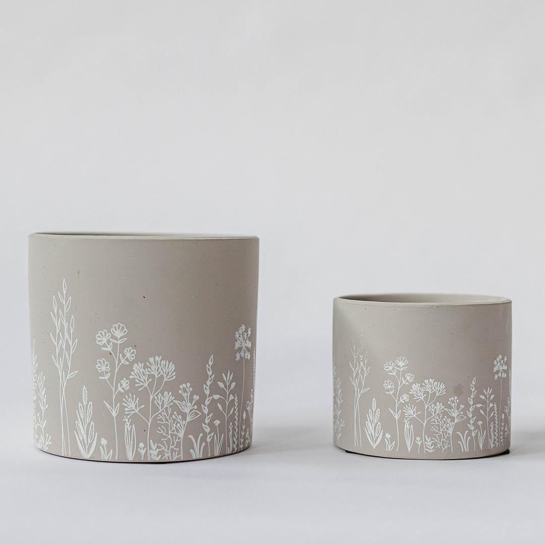 FP-CNP-369-G Set Of 2 Floral Patterned Flower Pot Planters